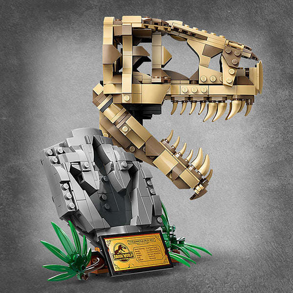 LEGO® Jurassic World Dinosaur Fossils: T. rex Skull 76964