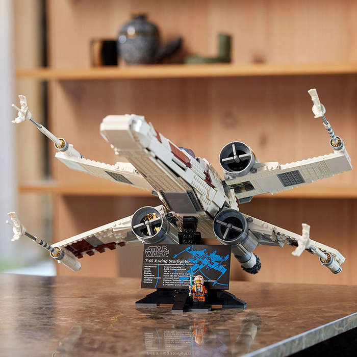 LEGO® Star Wars X-Wing Starfighter Building Set 75355