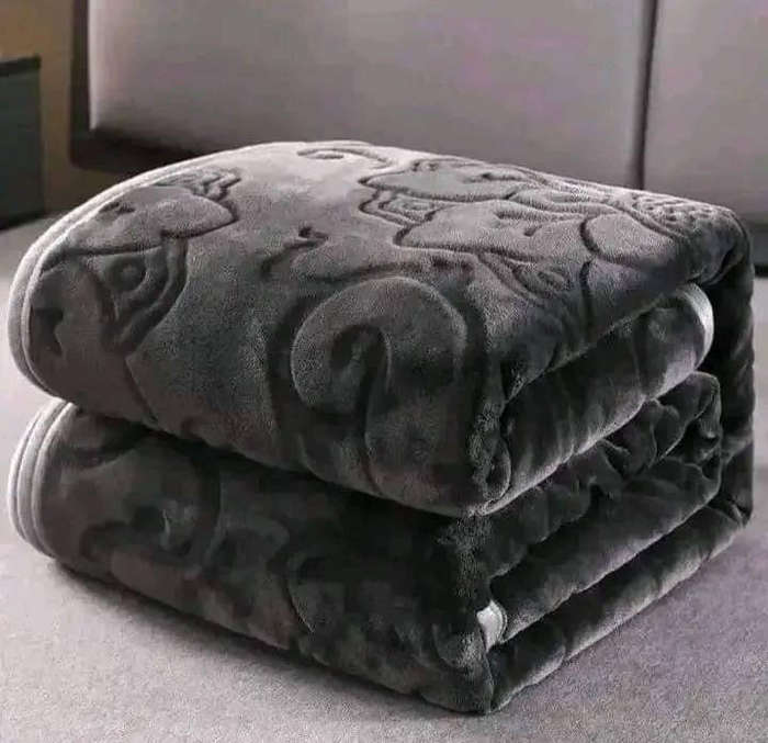 Warm Winter Blankets DBL With Hearts Prints