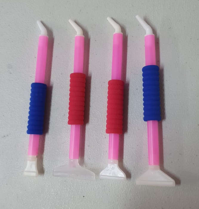 Set of 4 pens