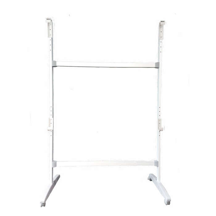 INTERACTIVE WHITEBOARD STAND ON CASTORS