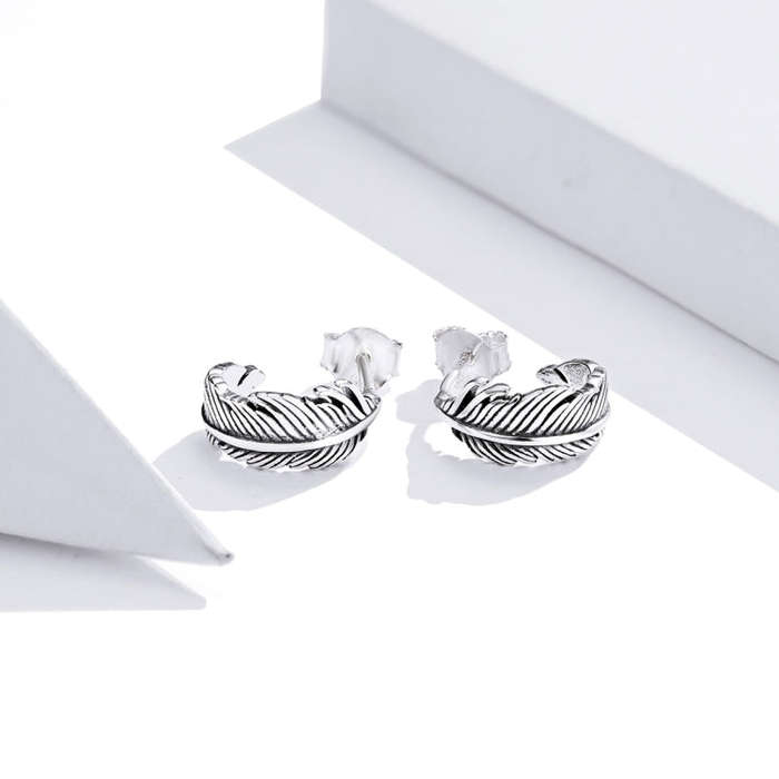 S925 Sterling Silver Light Feather Women Earrings