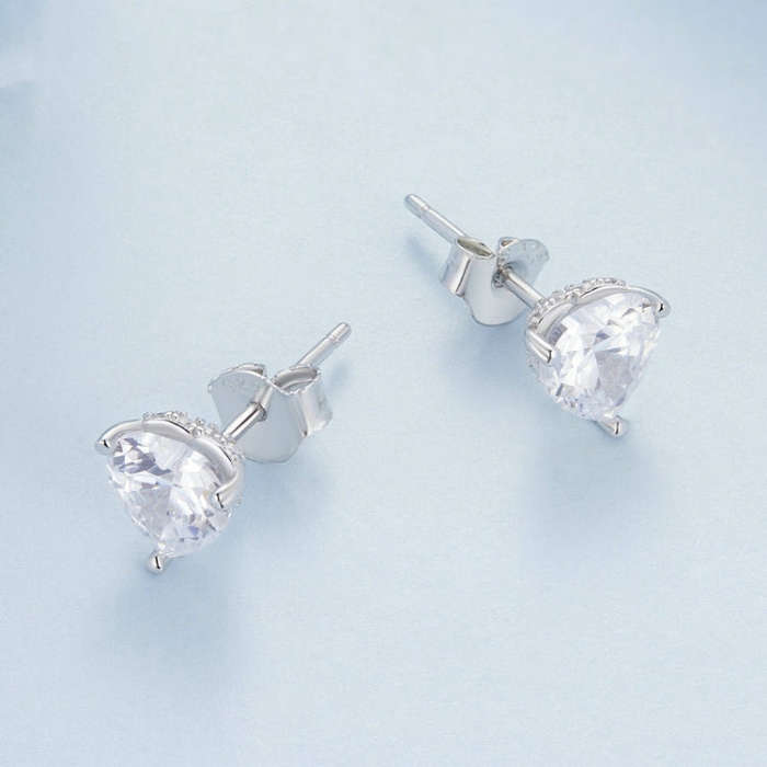 BSE853 Sterling Silver S925  Sparkling Heart Stud Earrings
