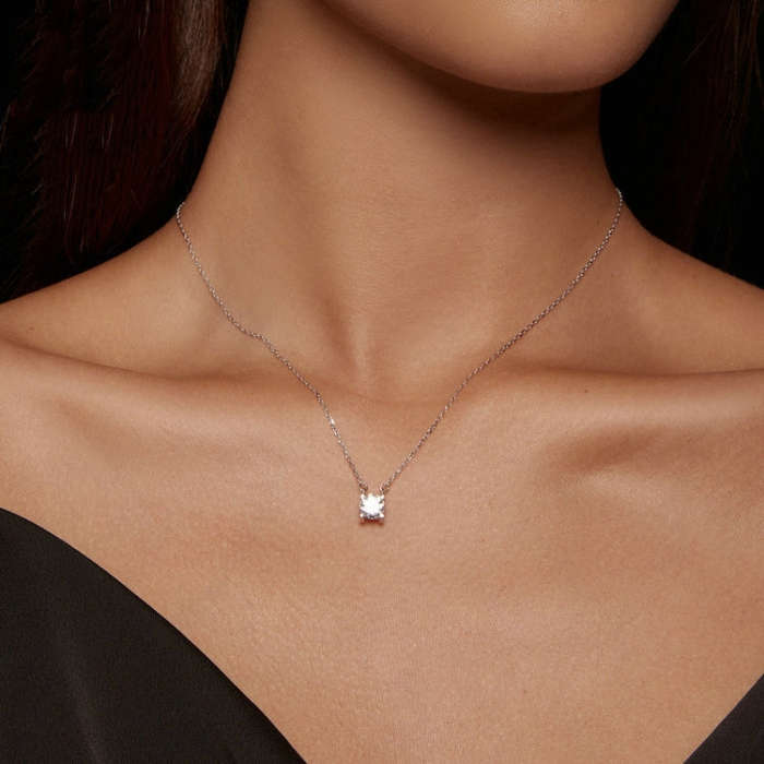 MSN005 Sterling Silver S925 Sparkling Moissanite Pendant  Necklace