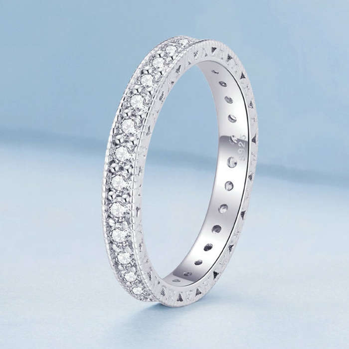 No.8 S925 Sterling Silver Platinum-plated Fine Flash Zircon Single Ring
