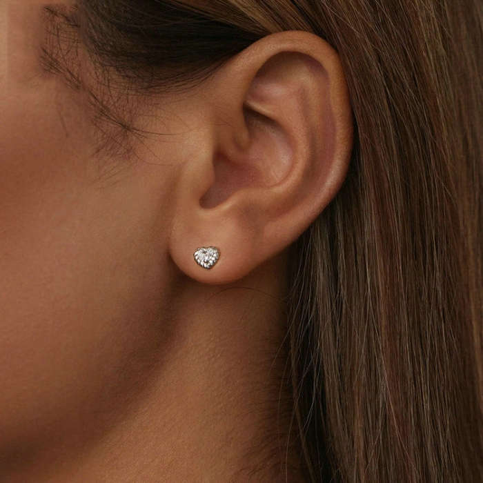 S925 Sterling Silver Threaded Shining Moissanite Heart Earrings(MSE052)