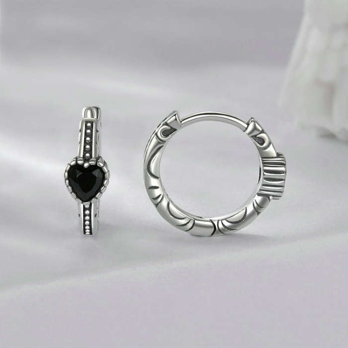 S925 Sterling Silver Oxidized Retro Elegant Heart-shaped Pattern Earrings(SCE1800)
