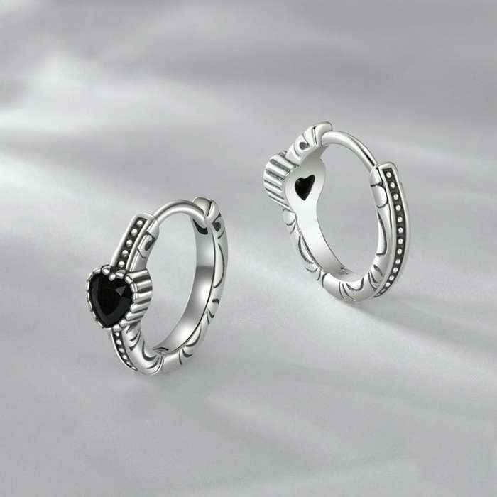S925 Sterling Silver Oxidized Retro Elegant Heart-shaped Pattern Earrings(SCE1800)