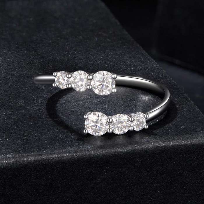 S925 Sterling Silver Shining Moissanite Open Adjustable Ring(MSR068-E)
