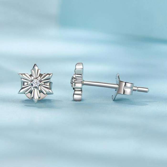 S925 Sterling Silver Oxidized Snowflake Earrings(SCE1841)