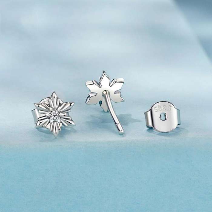 S925 Sterling Silver Oxidized Snowflake Earrings(SCE1841)