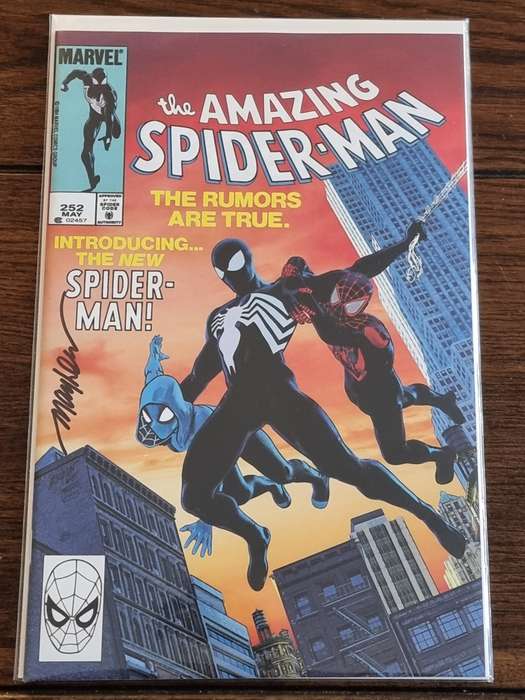 Amazing Spider-Man 252, Homage, Signed by Mike Mayhew with COA, NM