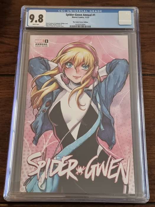 Spider-Gwen ANNUAL 1, Saowee  The Corner Comic Exclusive - LE 800, CGC 9.8