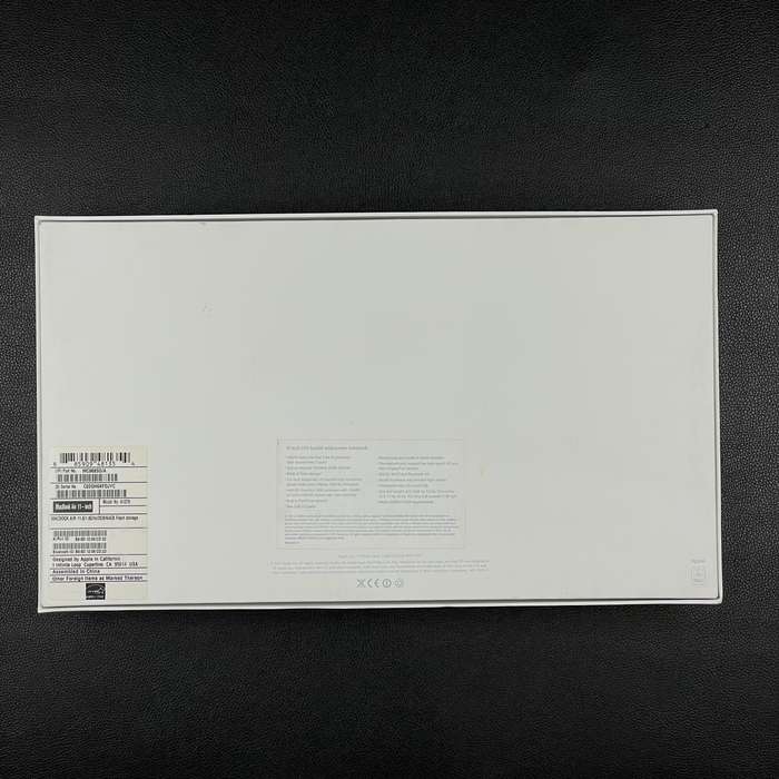 Apple MacBook Air (11-inch, mid 2011)