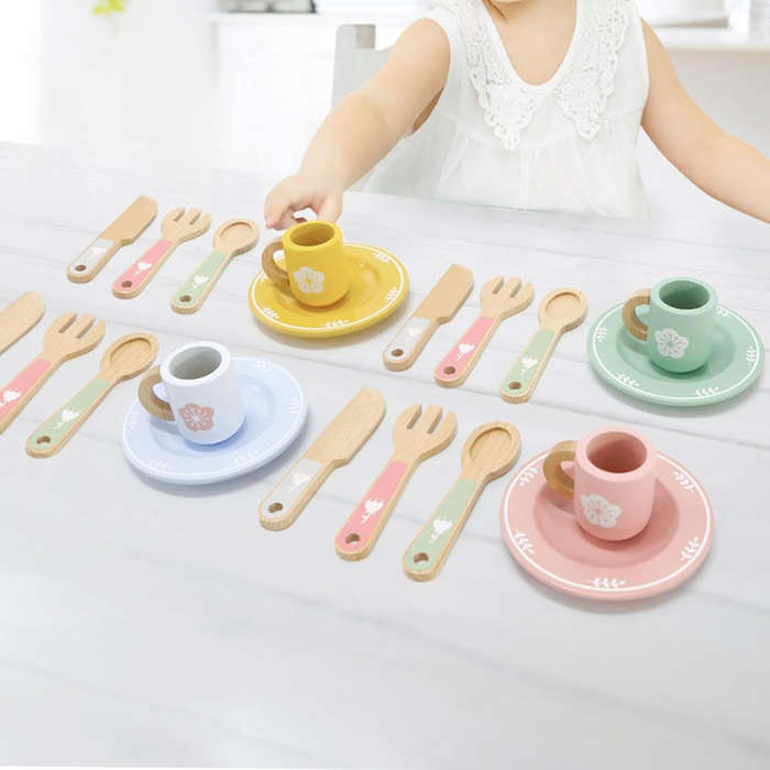 Montessori Pretend Play Wooden Kitchenware Set Kids Boys Girls 26 Piece Toys
