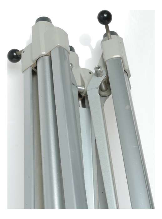 ARCA Swiss Mono Ball Camera with Aluminium Tripod