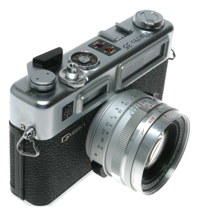 Yashica Electro 35 GSN Rangefinder Camera 45mm f/1.7 Color