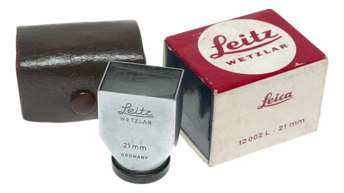 Leica Leitz Wetzlar 21mm View Finder Bright Line Chrome Case