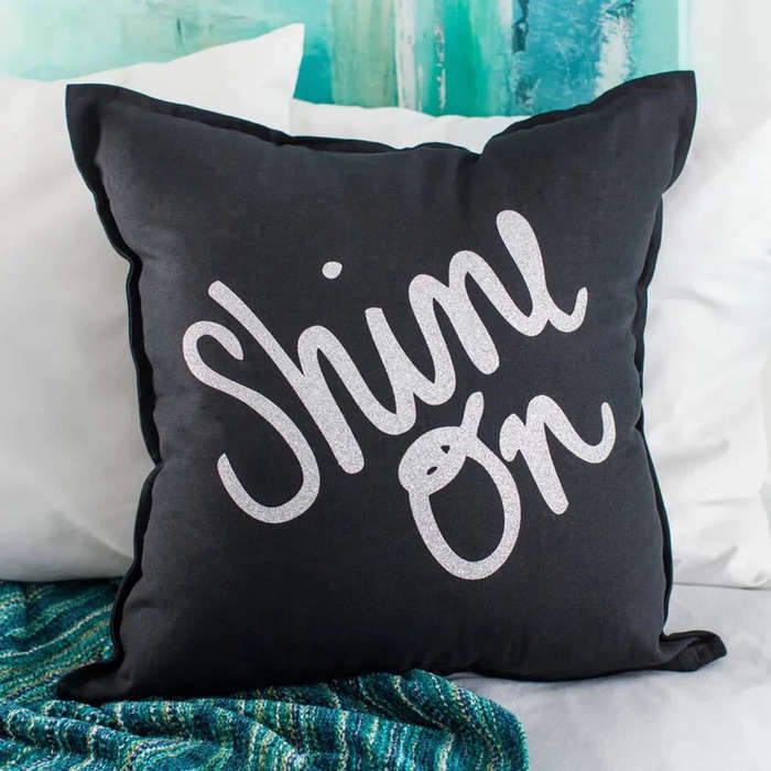 Cricut CC 2009351 Silver Glitter Iron-On Heat Transfer Vinyl Roll  5 ft
