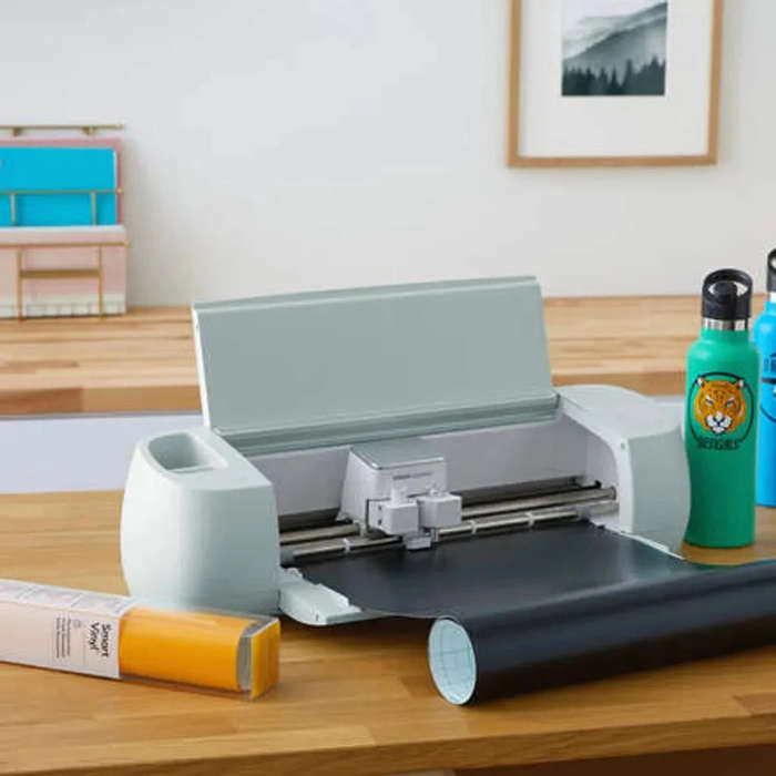 Cricut Explore 3 Cutting Machine  Green & White, Bluetooth
