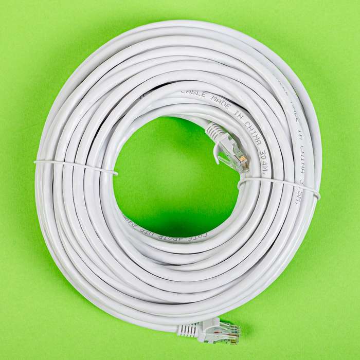 Gizzu Cat6 UTP Fly Lead Ethernet Network Cable 20m  High-Speed White Connectivity Solution