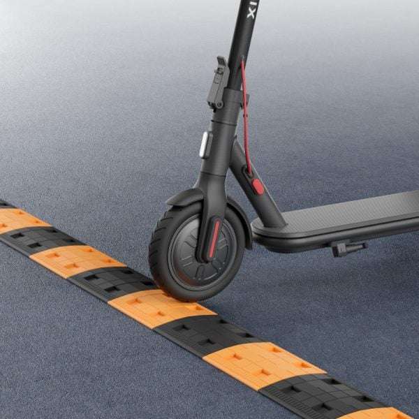 Xiaomi Electric Scooter 4 Lite - Compact Urban Commuter