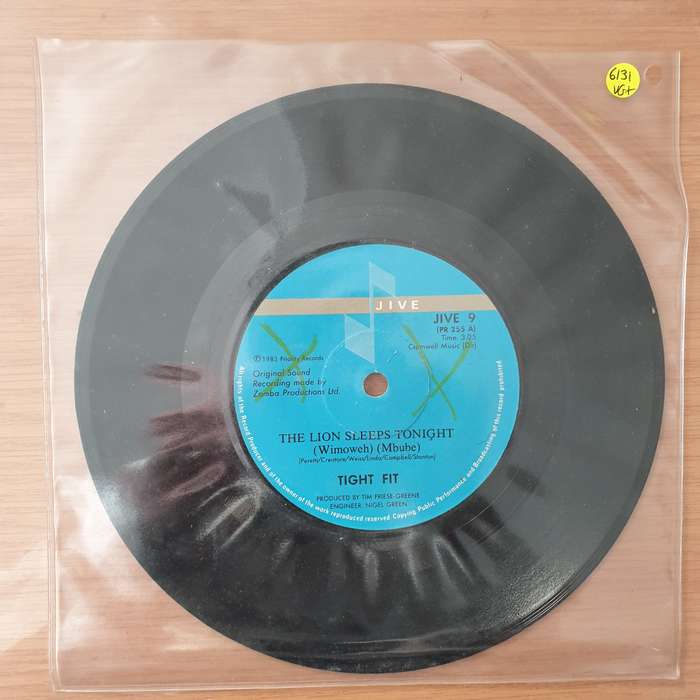Tight Fit  The Lion Sleeps Tonight - Vinyl 7" Record - Very-Good+ Quality (VG+)