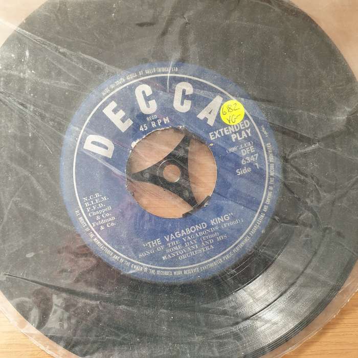 Mantovani And His Orchestra  The Vagabond King  - Vinyl 7" Record - Very-Good- Quality (VG-) (...