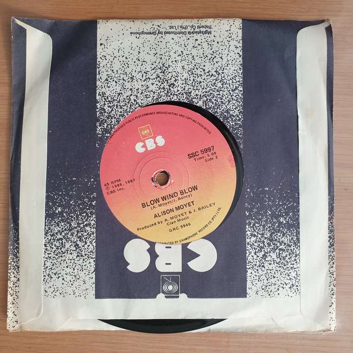 Alison Moyet  Is This Love? - Vinyl 7" Record - Very-Good+ Quality (VG+) (verygoodplus7)