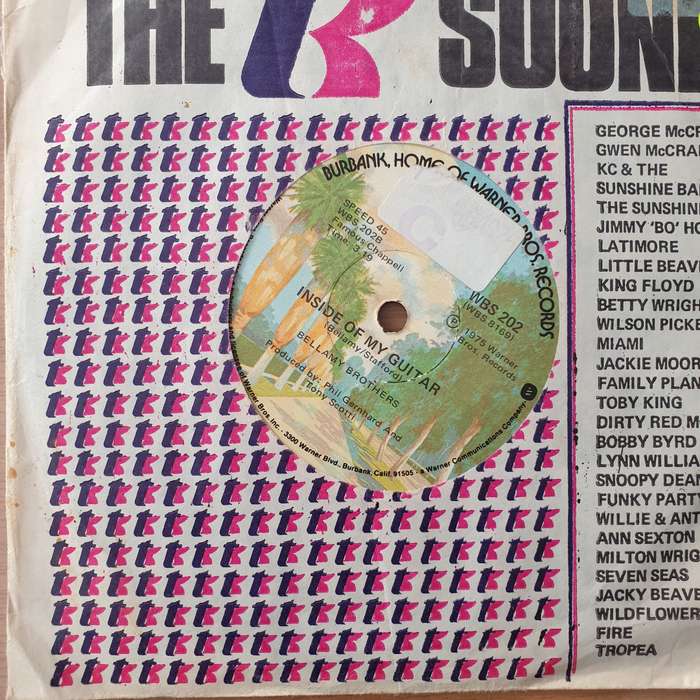Bellamy Brothers  Let Your Love Flow - Vinyl 7" Record - Very-Good+ Quality (VG+) (verygoodplus7)