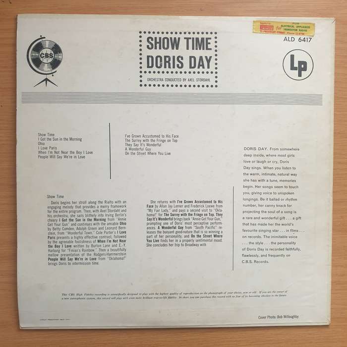 Doris Day  Show Time - Vinyl LP Record - Very-Good Quality (VG) (verry)