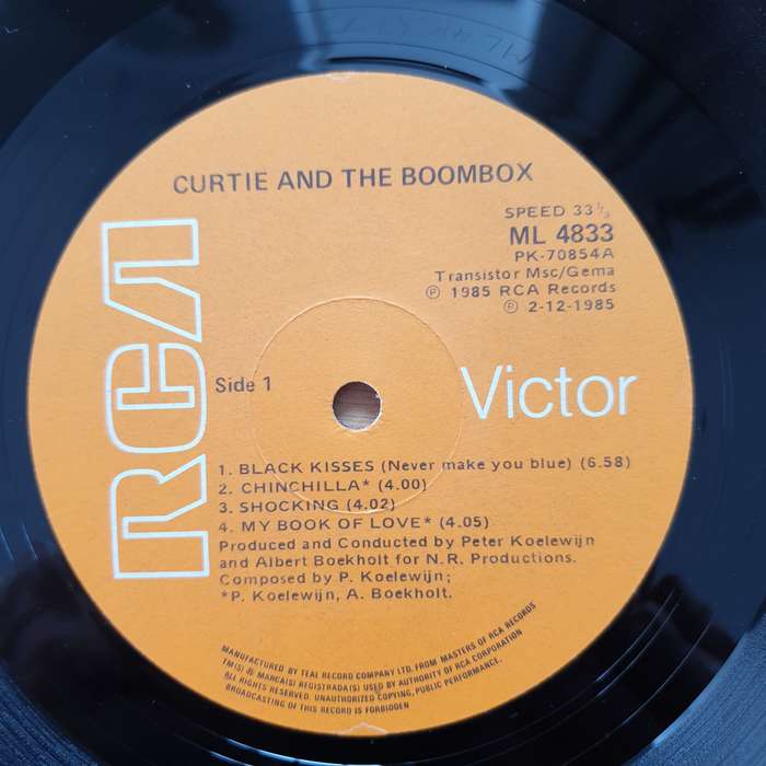 Curtie And The Boombox  Curtie And The Boombox - Vinyl LP Record - Very-Good+ Quality (VG+)
