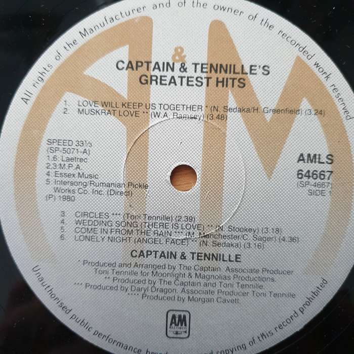 Captain And Tennille  Greatest Hits  Vinyl LP Record - Very-Good+ Quality (VG+) (verygoo...