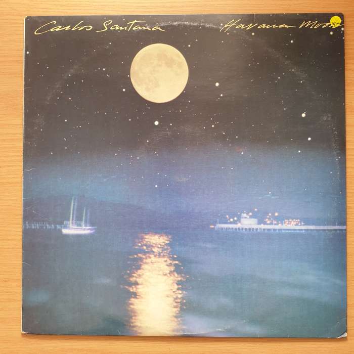 Carlos Santana  Havana Moon  Vinyl LP Record - Very-Good+ Quality (VG+) (verygoodplus)