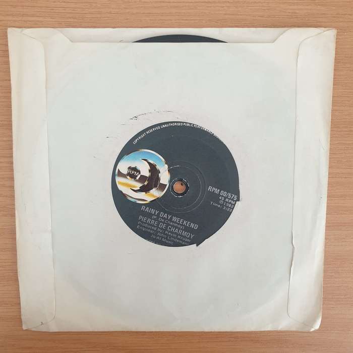 Pierre De Charmoy - Lonely Hearts - Vinyl 7" Record - Very-Good+ Quality (VG+) (verygoodplus7)