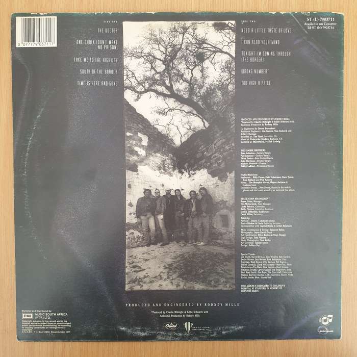 The Doobie Brothers  Cycles  Vinyl LP Record - Very-Good+ Quality (VG+) (verygoodplus)