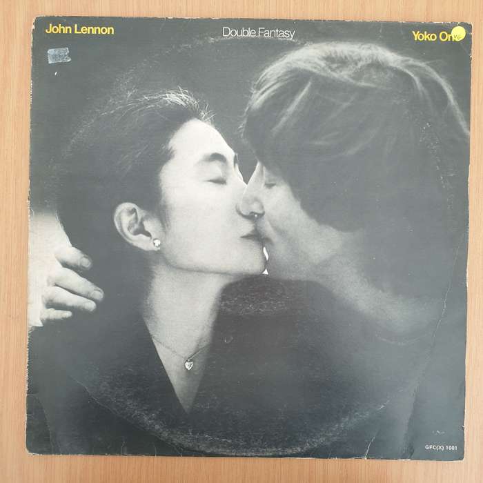 John Lennon/Yoko Ono - Double Fantasy  Vinyl LP Record - Very-Good Quality (VG)  (verry)