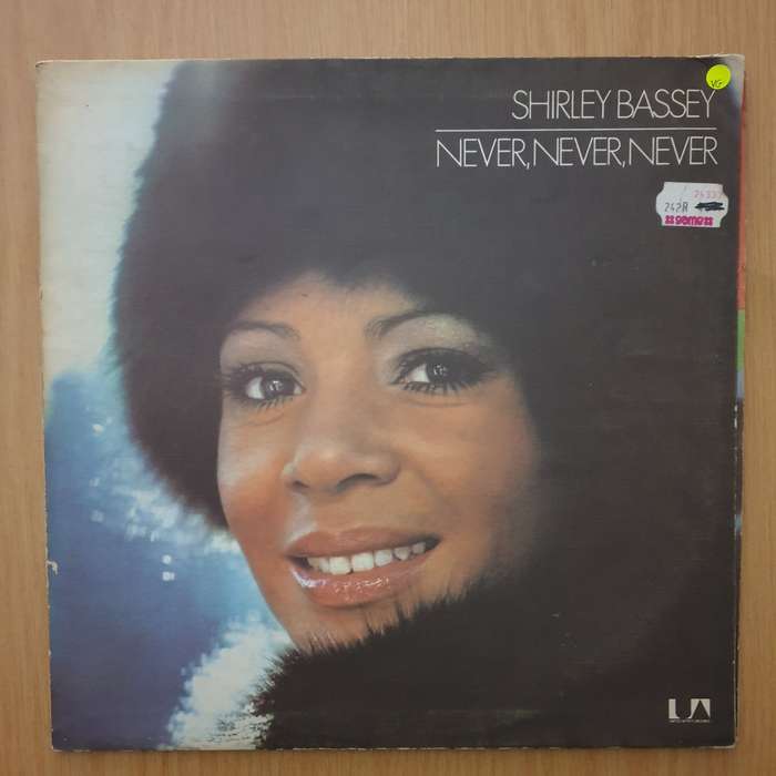 Shirley Bassey - Never, Never, Never - Vinyl LP Record - Very-Good Quality (VG)