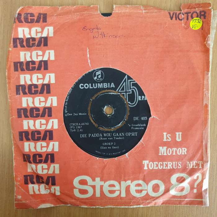 Groep 2  Die Ou Kraalliedjie - 7" Record - Very-Good Quality (VG) (verry7) (DLB)