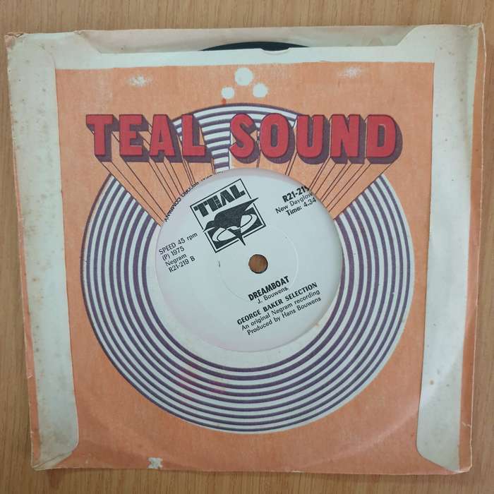 George Baker Selection  Paloma Blanca - 7" Record - Very-Good+ Quality (VG+) (verygoodplus7)(DLB)