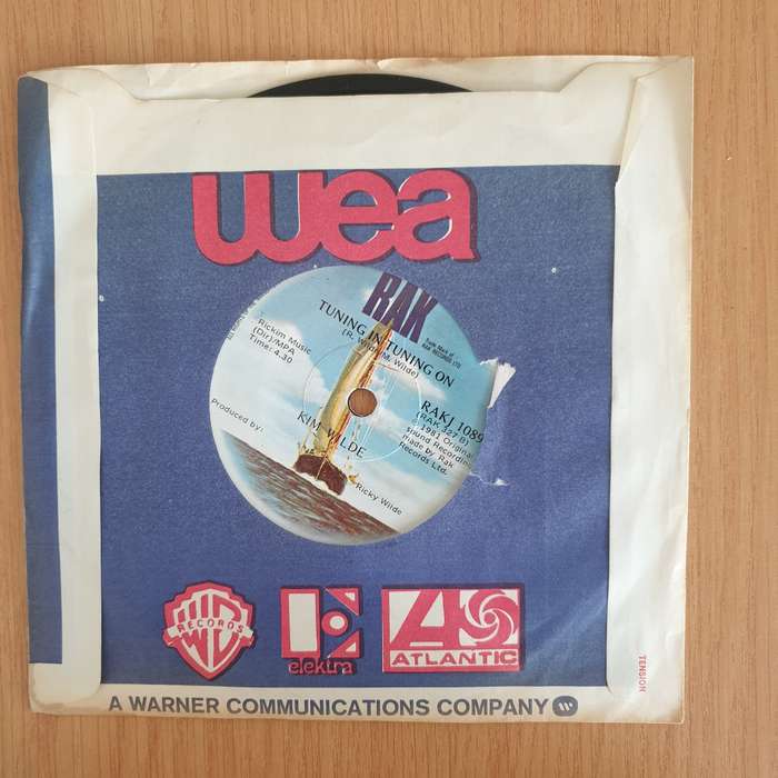 Mel & Kim  Respectable - 7" Record - Very-Good+ Quality (VG+) (verygoodplus7) (DLB) (Copy)