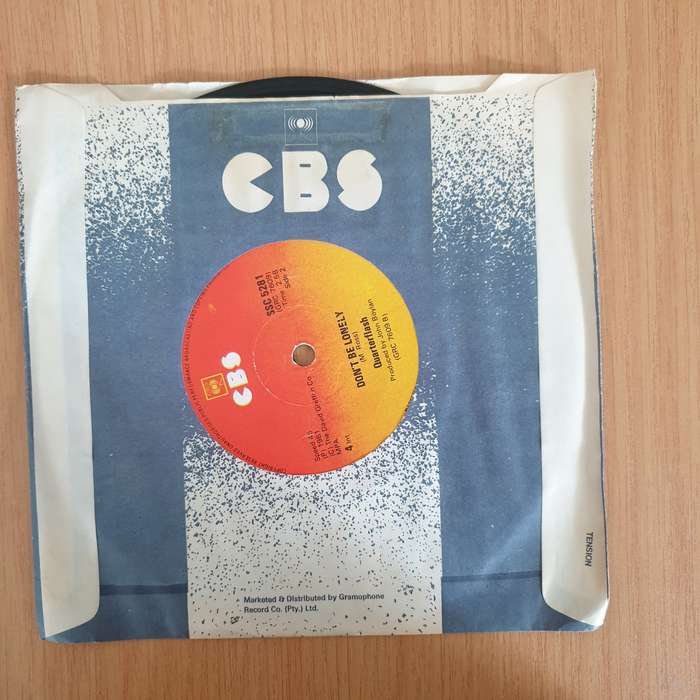 Quarterflash  Harden My Heart - 7" Vinyl Record  (VG+) (DLB)