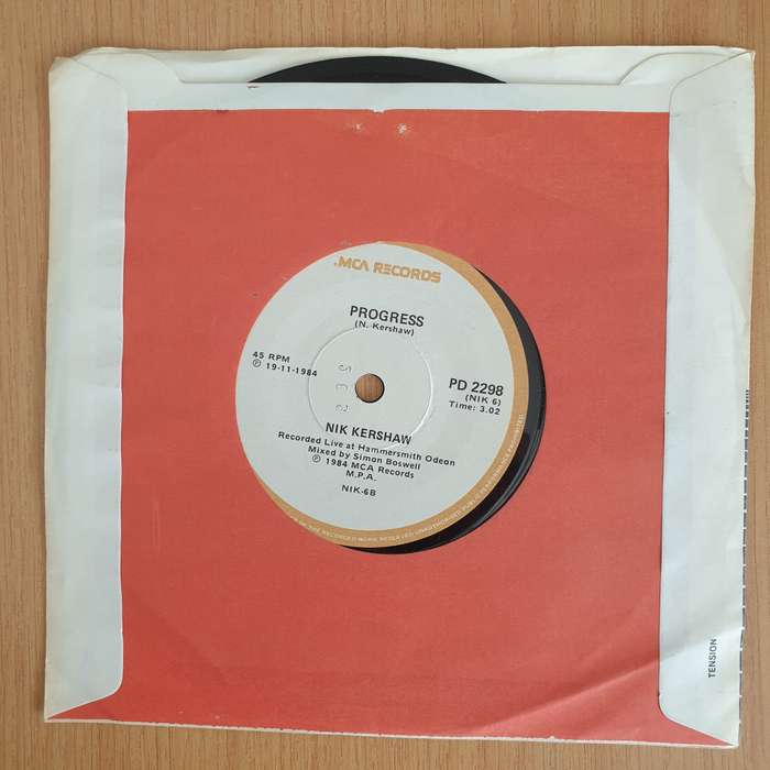 Nik Kershaw  The Riddle - Vinyl 7 Record  (VG+) (Aryeh)