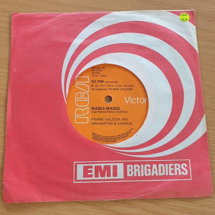 Frank Valdor, His Orchestra & Chorus  Massa Massa / Macaquiñho - Vinyl 7" Record  (VG+)