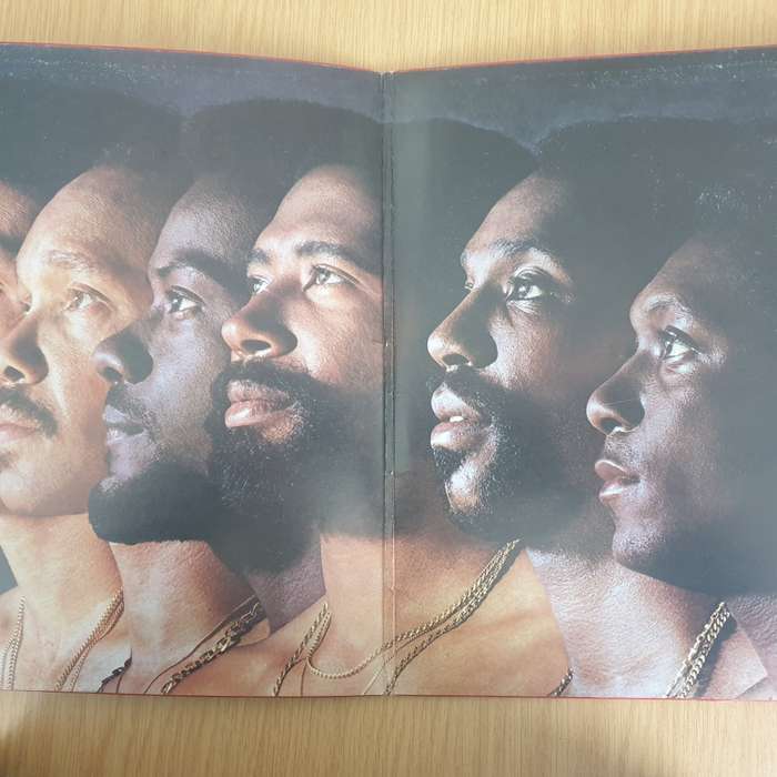 Commodores  Heroes  Vinyl LP Record - Very-Good- Quality (VG-) (minus)