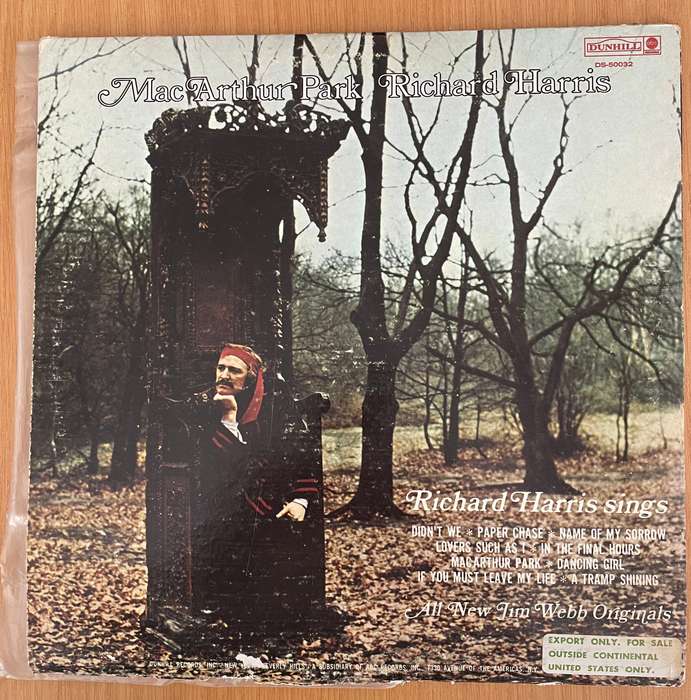 Richard Harris - A Tramp Shining (Dunhill) - Vinyl LP Record - Very-Good Quality (VG)
