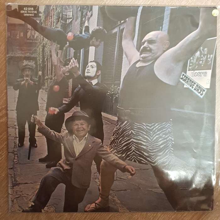 The Doors  Strange Days (Germany) - Vinyl Record - Very-Good+ Quality (VG+)