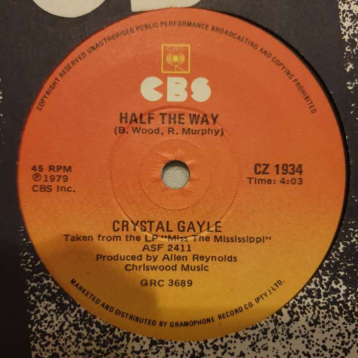 Crystal Gayle  Half The Way - Vinyl 7" Record - Very-Good+ Quality (VG+)