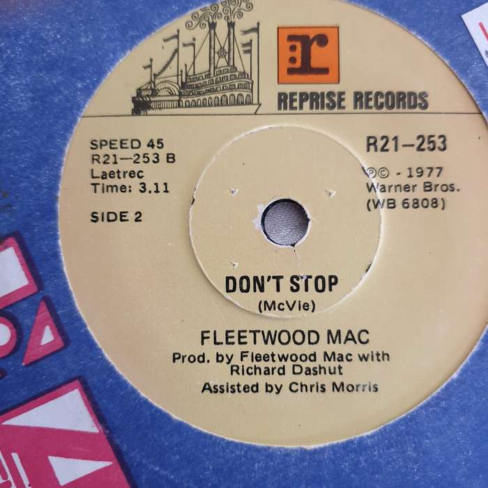 Fleetwood Mac  Go Your Own Way / Don't Stop - Vinyl 7" Record - Very-Good- Quality (VG-)