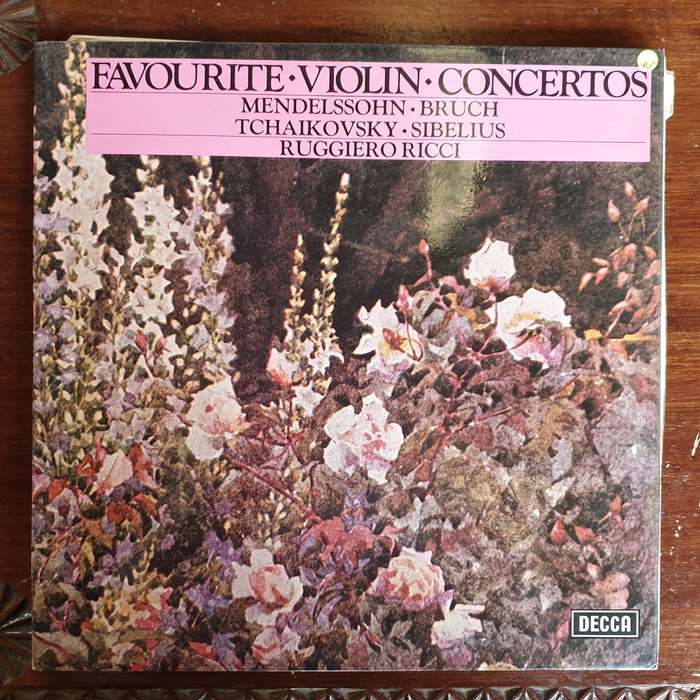 Favourite Violin Concertos - Mendelssohn / Bruch / Tchaikovsky/ Sibelius, Ruggiero Ricci  D...